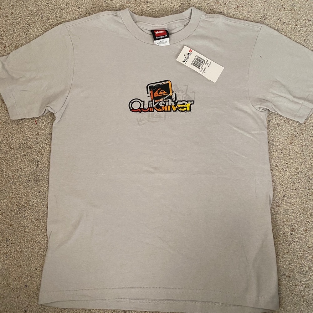 Quiksilver youth small shirt NWT